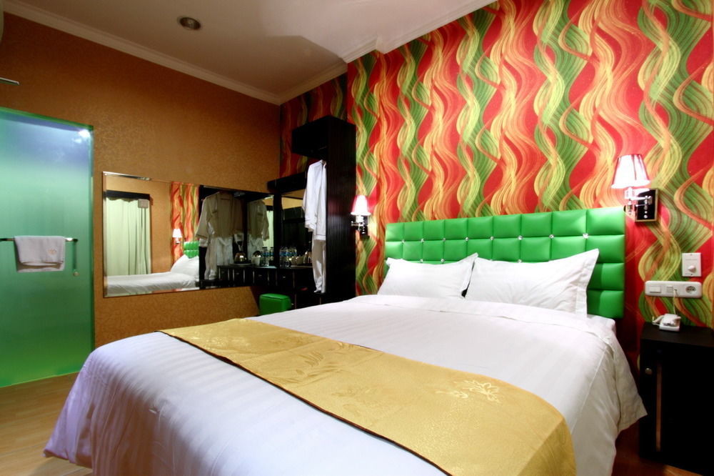 Hotel Rovi Boutique Джакарта Екстер'єр фото